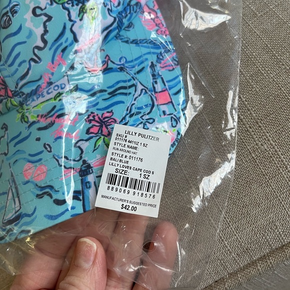 Lilly Pulitzer Blue and Pink Patterned Hat - Picture 3 of 4